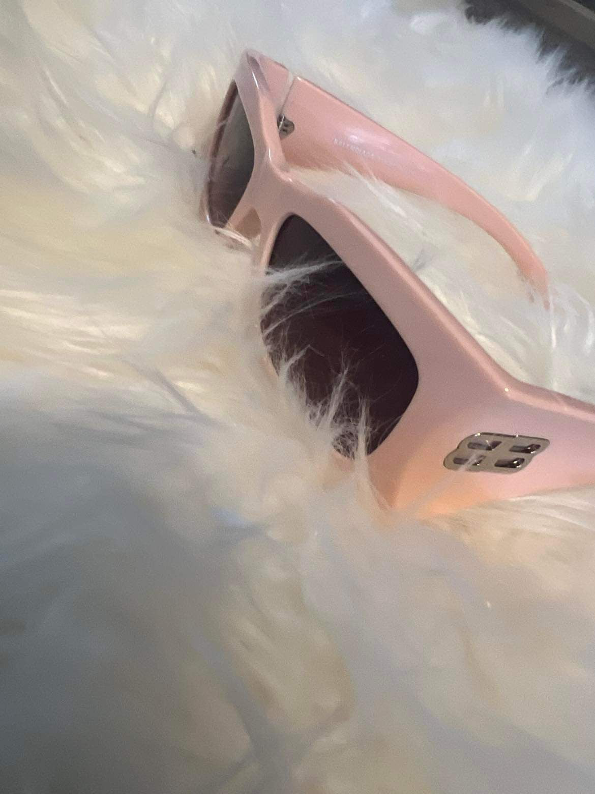 Pink Burberry Shades